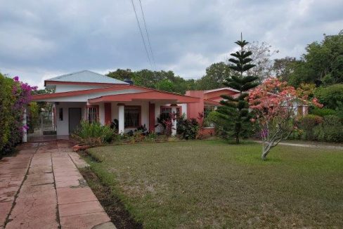 Jinotepe-home-for-sale-Nicaragua (17)