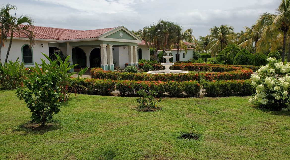 colonial-home-granada (1)