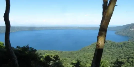 Four casitas Overlooking Laguna de Apoyo