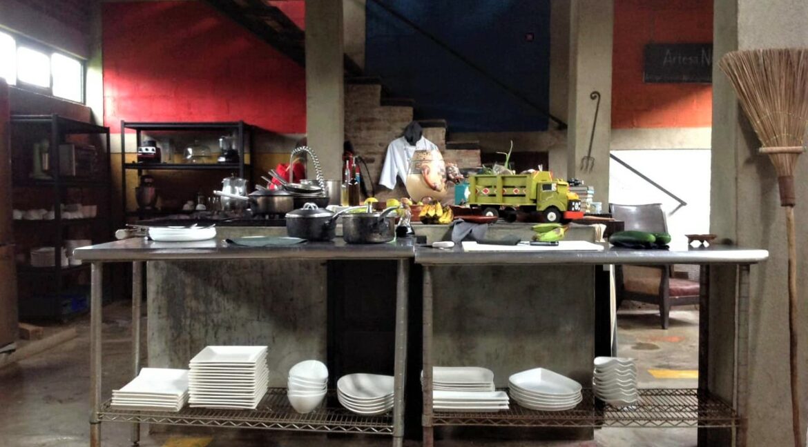 Chefs Life + Granada + Kitchen