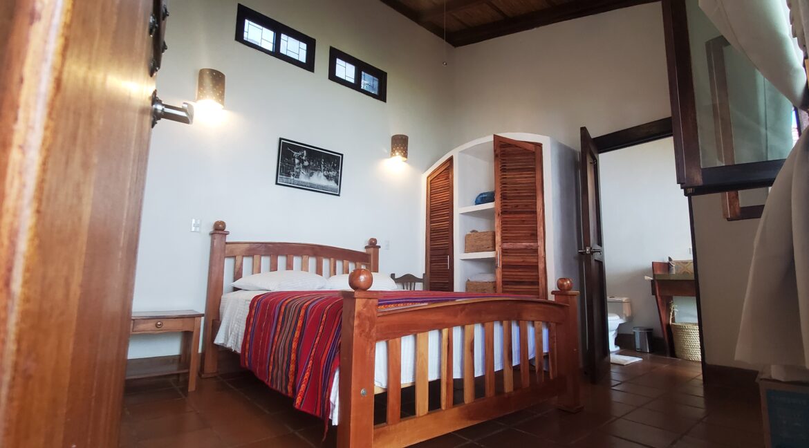 Granada + Nicaragua + Colonial Home + Pool + Vacation Home (50)