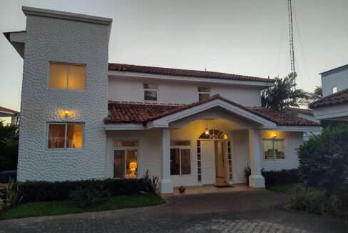 Luxury Home Near Pochomil Beach