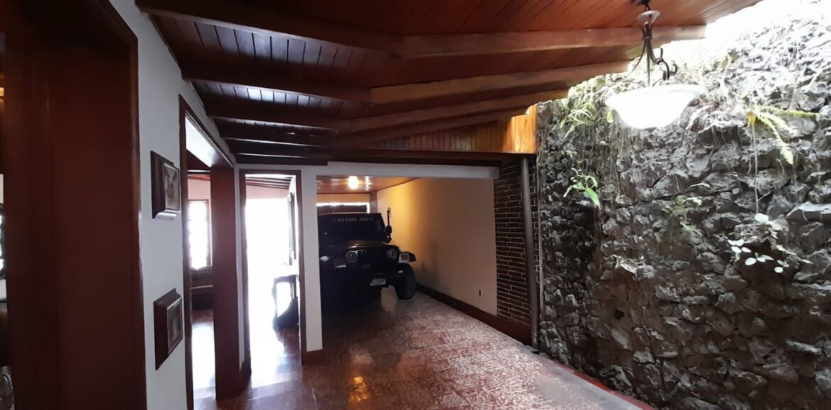 home-for-sale-near-park-of-esteli (65)