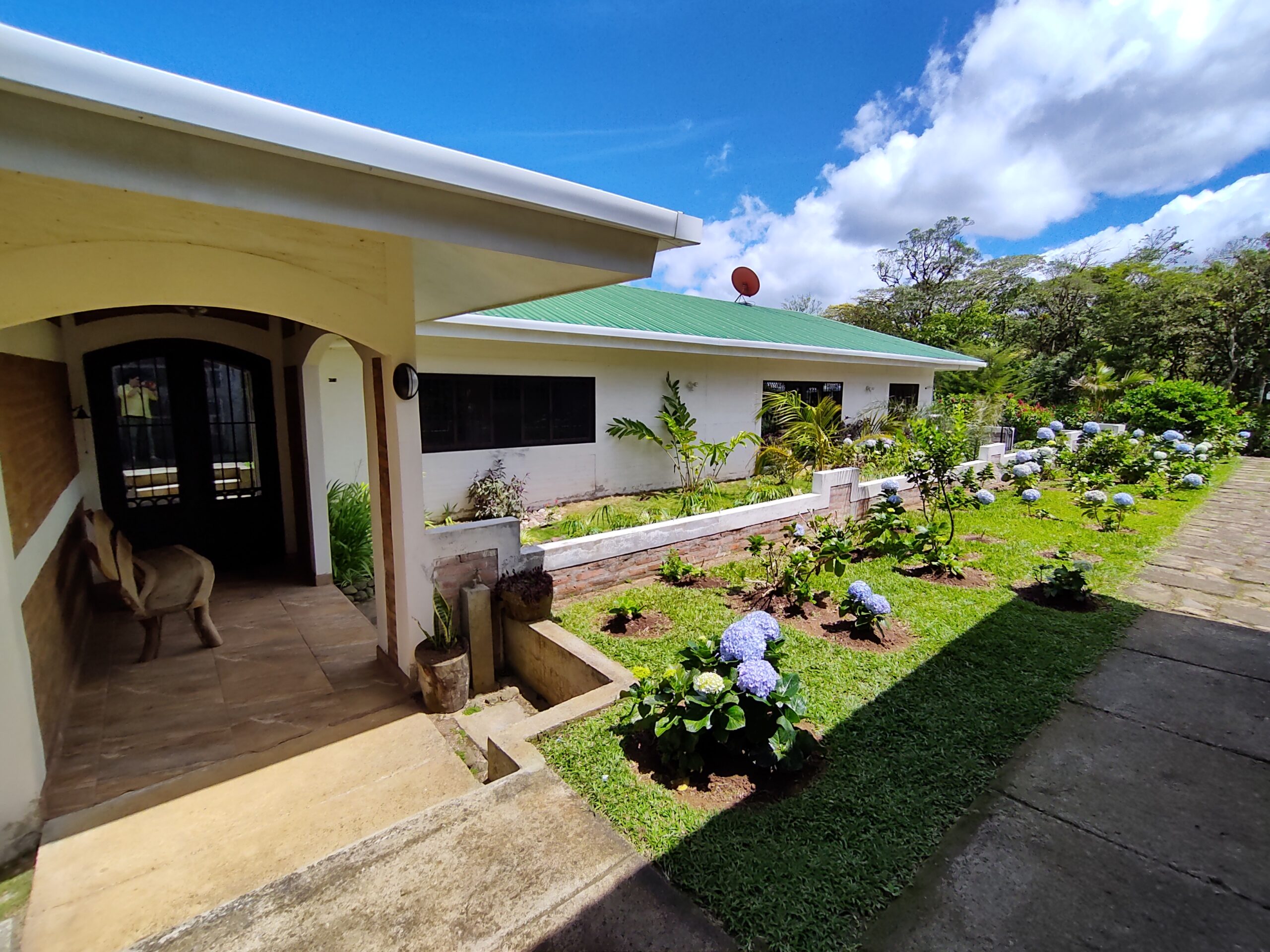 Turn-Key Home on 8.6 Acres in Matagalpa