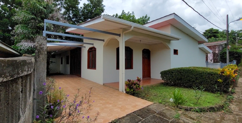 Home in Private Neighborhood in Managua