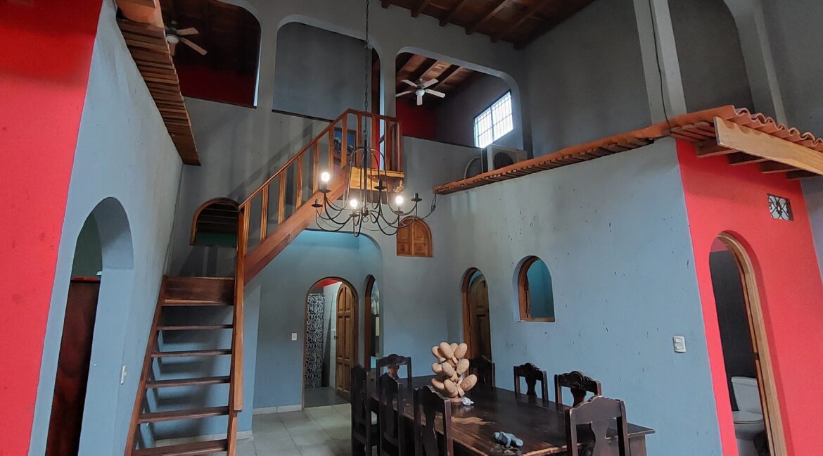 colonial-home-for-sale-leon-nicaragua (94)