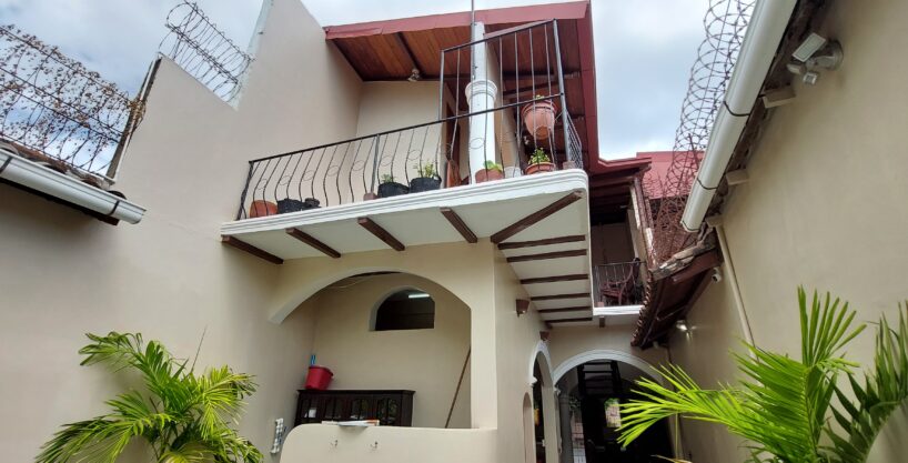 2 Bedroom House All INCLUDED in Granada