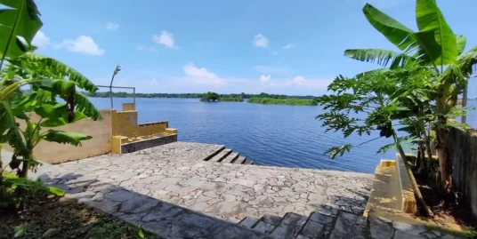 SMALL BUILDING LOT ON GRANADA ISLAND