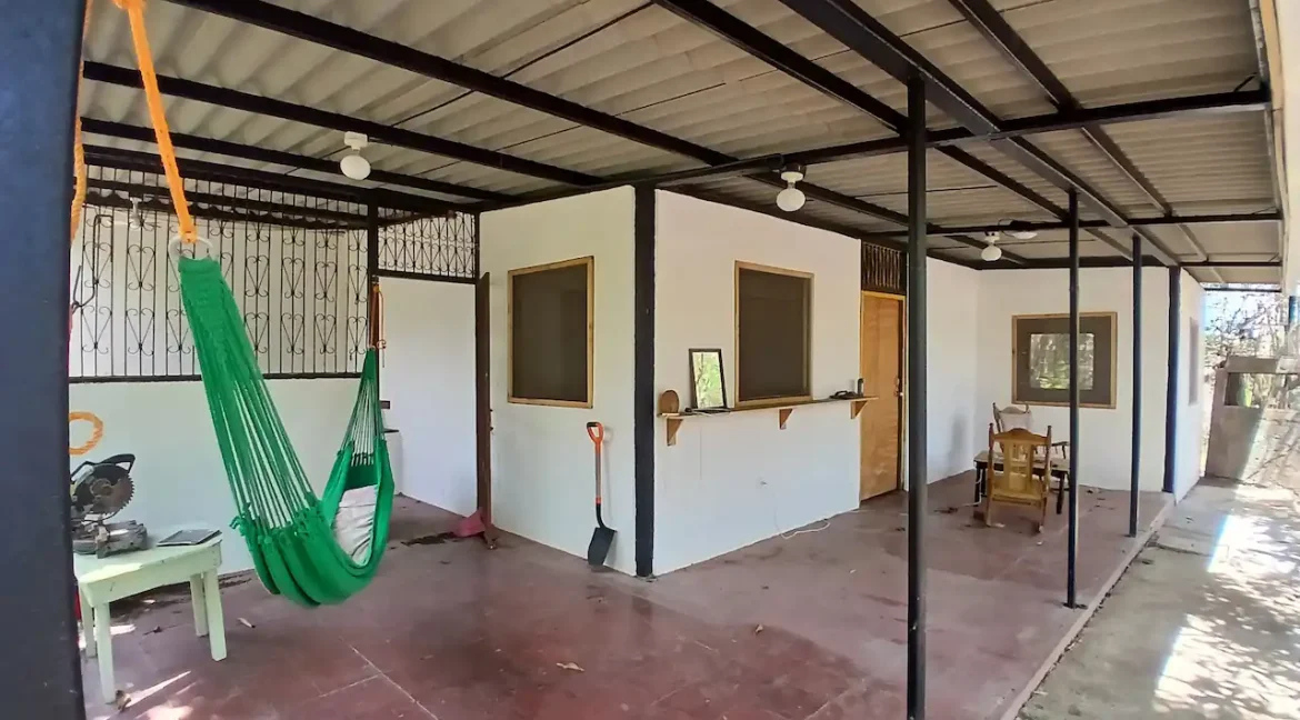 AMAZING 3 STORY OCEANVIEW HOME IN PONELOYA (12)