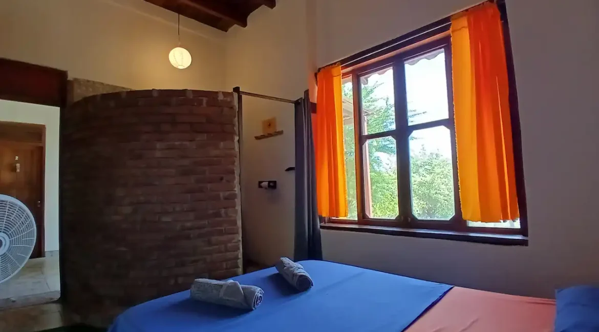 AMAZING 3 STORY OCEANVIEW HOME IN PONELOYA (37)