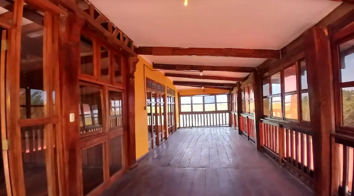 AMAZING 3 STORY OCEANVIEW HOME IN PONELOYA (42)