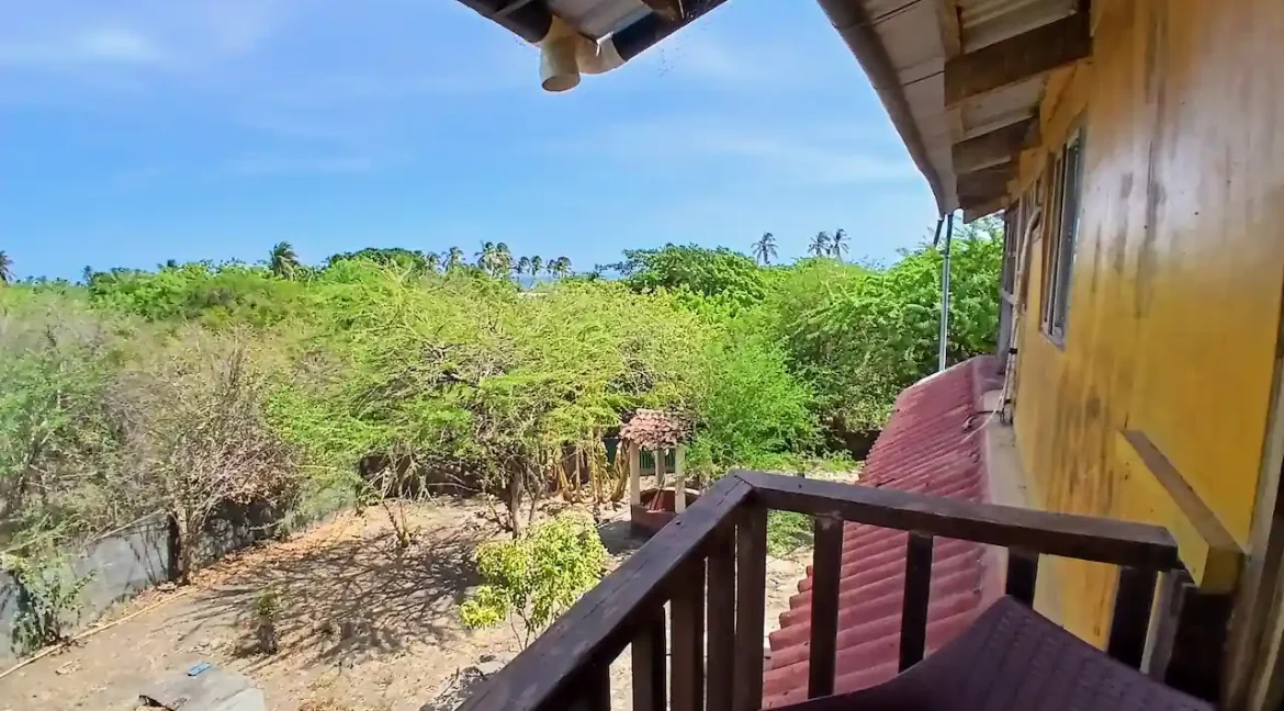 AMAZING 3 STORY OCEANVIEW HOME IN PONELOYA (47)