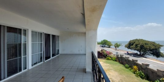 Furnished Condo with Lake Views in Granada