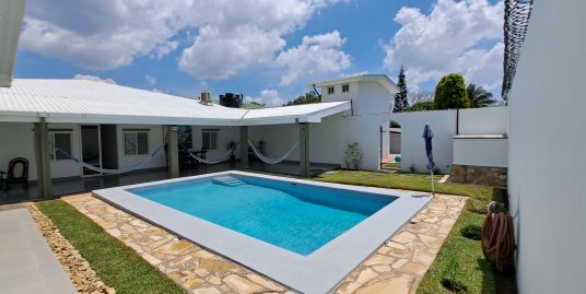 Modern Home with 3 BRS and Pool in Jinotepe