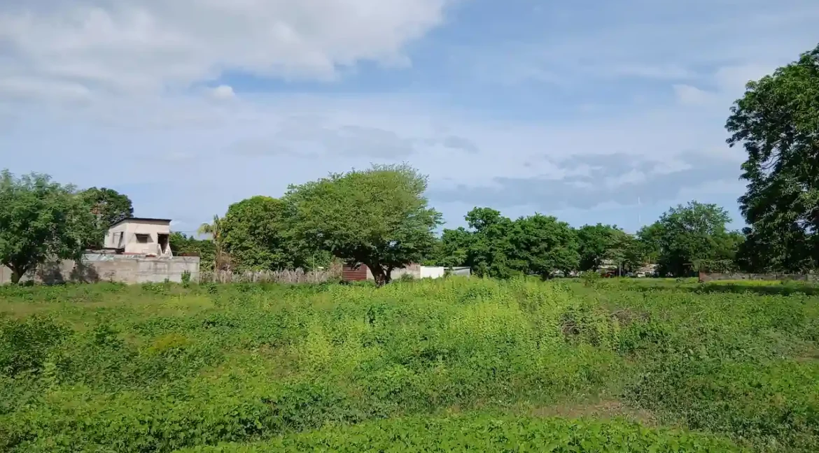 land-lot-for-sale-real-estate-granada-nicaragua