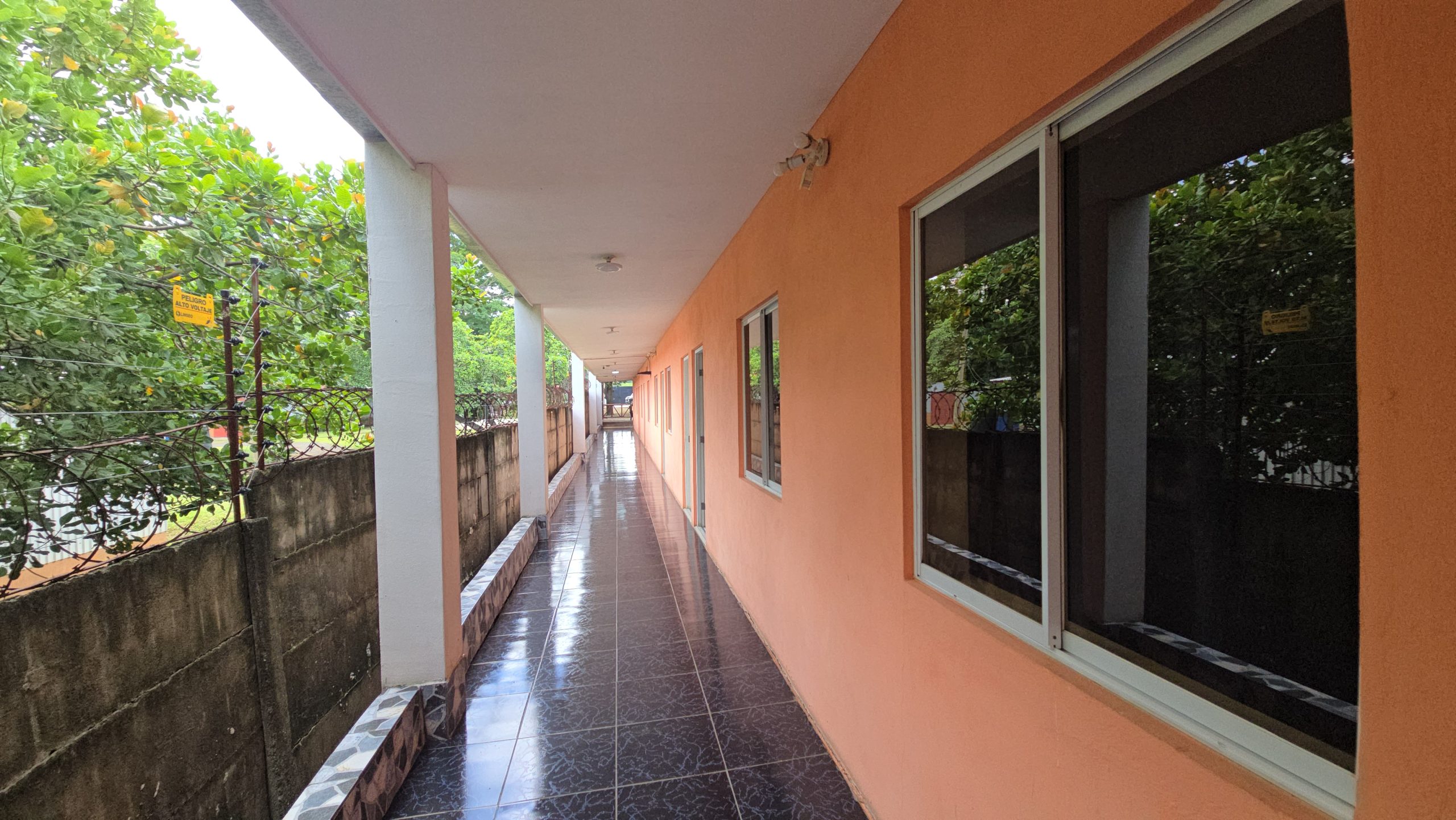 HOTEL/HOSTEL close to Managua Airport