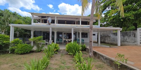 2 STORY BEACH HOUSE WITH 5 BEDS + POOL