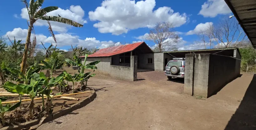 Diriomo Real Estate: Brand New Quinta on 1.52 Acres for Sale