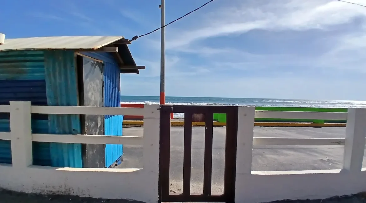 BEACHFRONT PROPERTY FOR SALE IN PONELOYA LEON NICARAGUA (43)