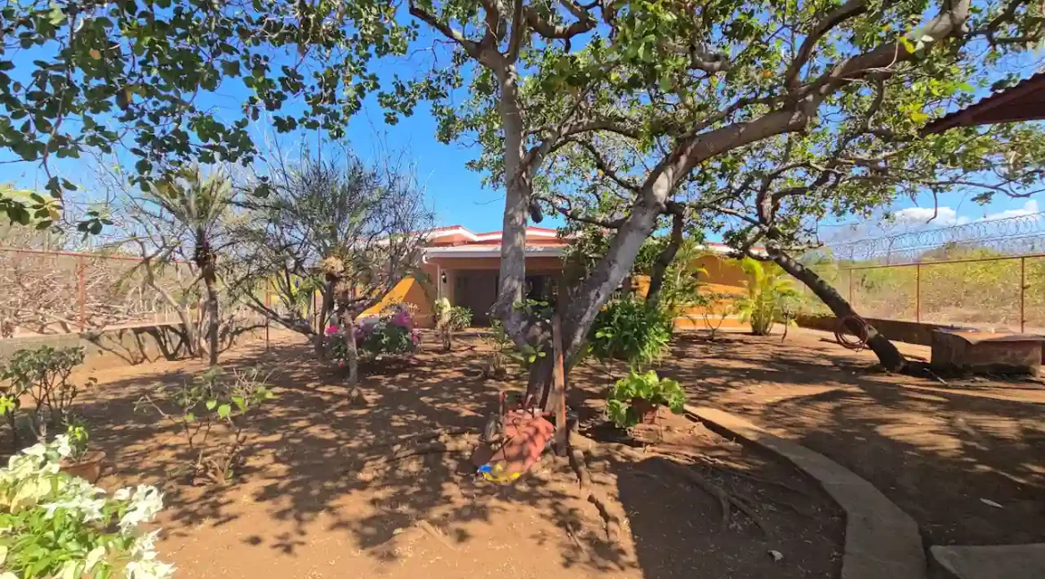 COUNTRY HOUSE FOR SALE GRANADA NICARAGUA (19)