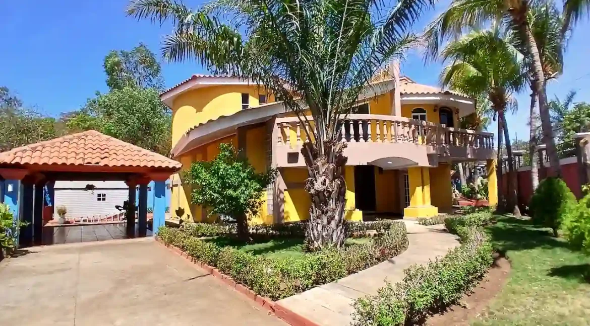HOUSE FOR SALE MASACHAPA NICARAGUA REAL ESTATE