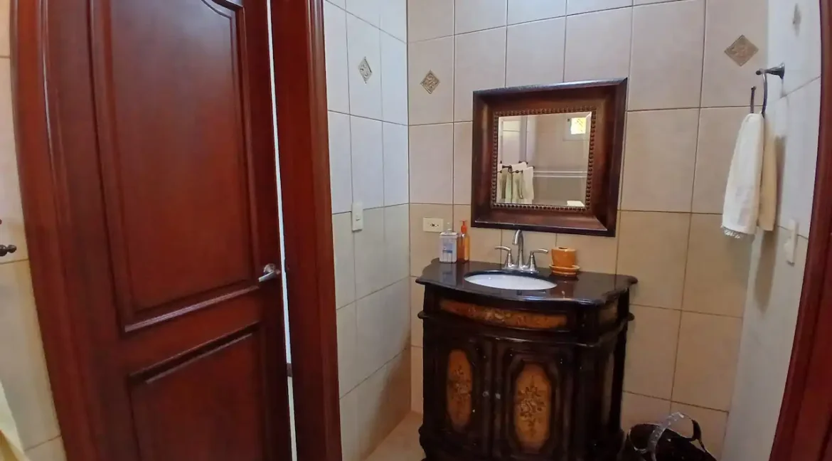 HOUSE FOR SALE MASACHAPA NICARAGUA REAL ESTATE (21)