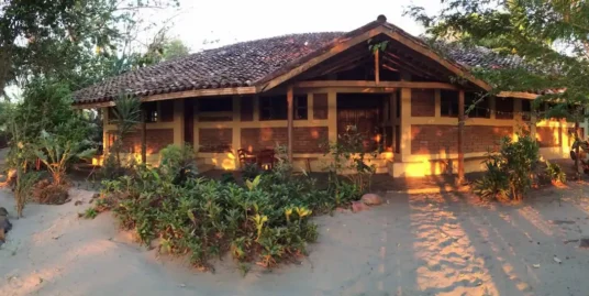 Ometepe Lakefront House for Sale | 4 Bed & 2,500m² Lot