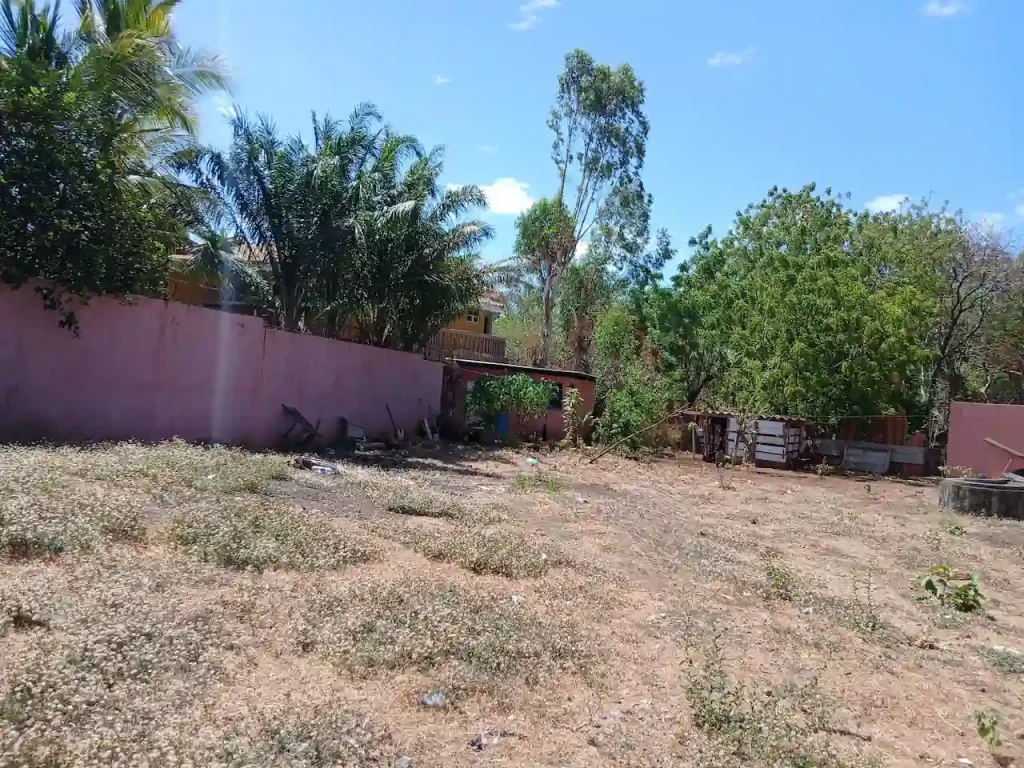BUILDING LOT BY POCHOMIL BEACH