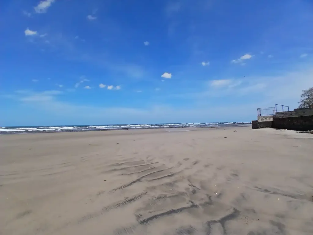 BUILDING LOT BY POCHOMIL BEACH