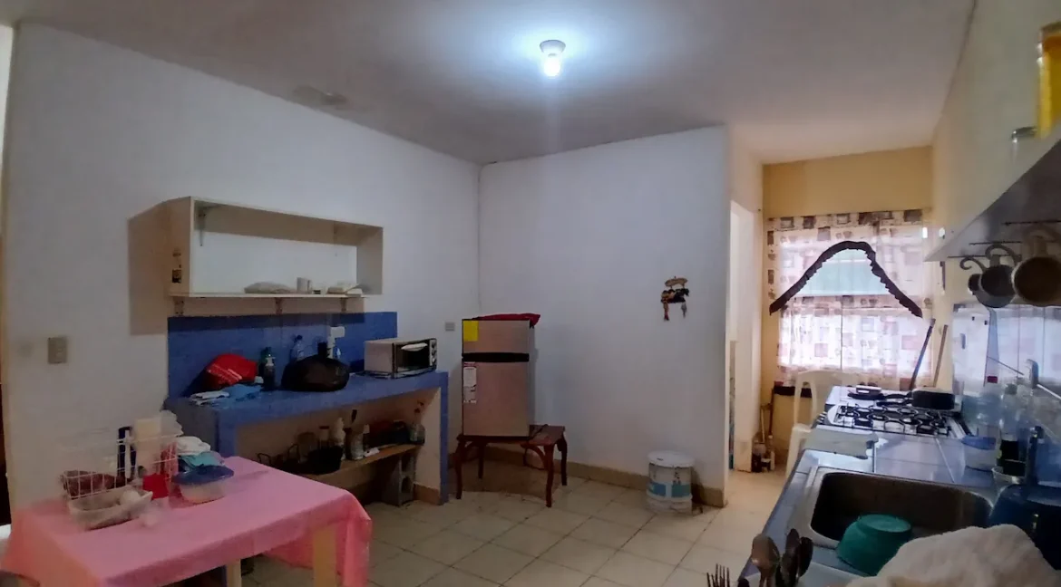3-bedroom-house-granada-for-sale-real-estate-nicaragua (13)