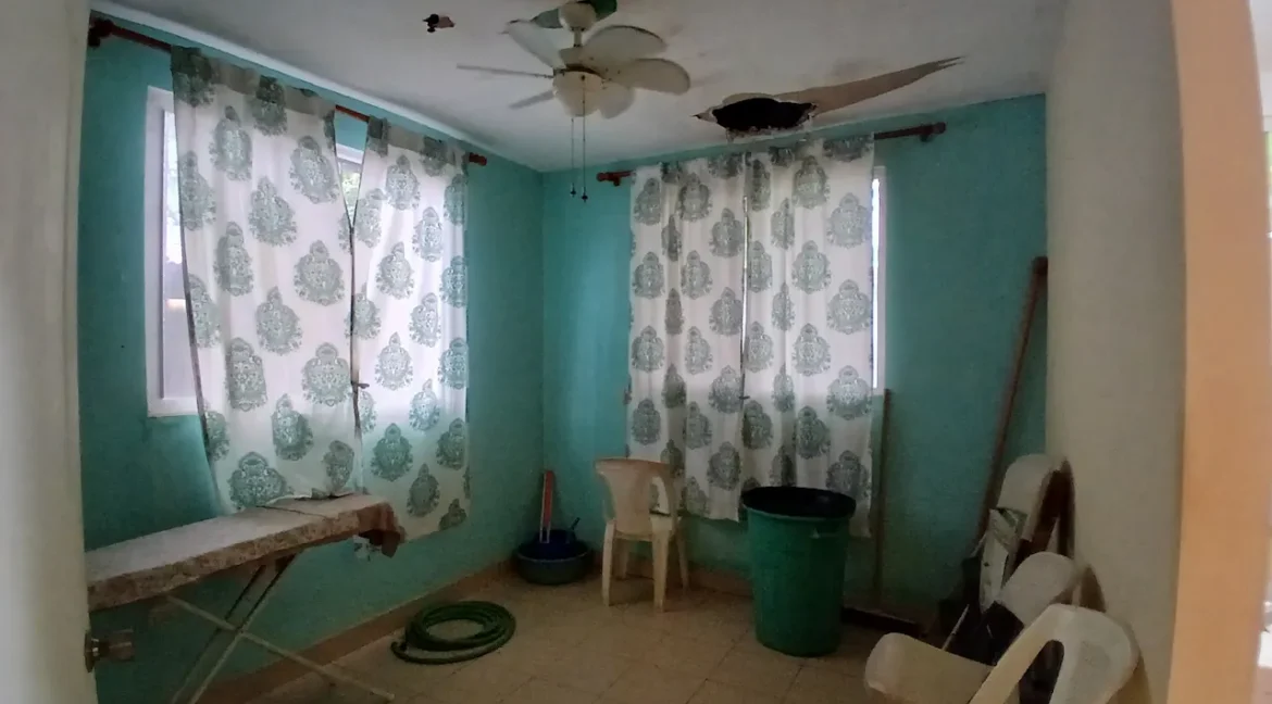 3-bedroom-house-granada-for-sale-real-estate-nicaragua (6)
