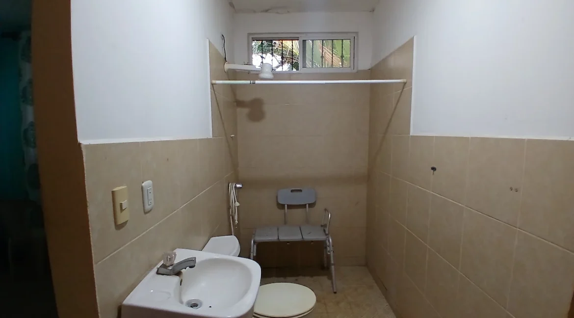 3-bedroom-house-granada-for-sale-real-estate-nicaragua (7)