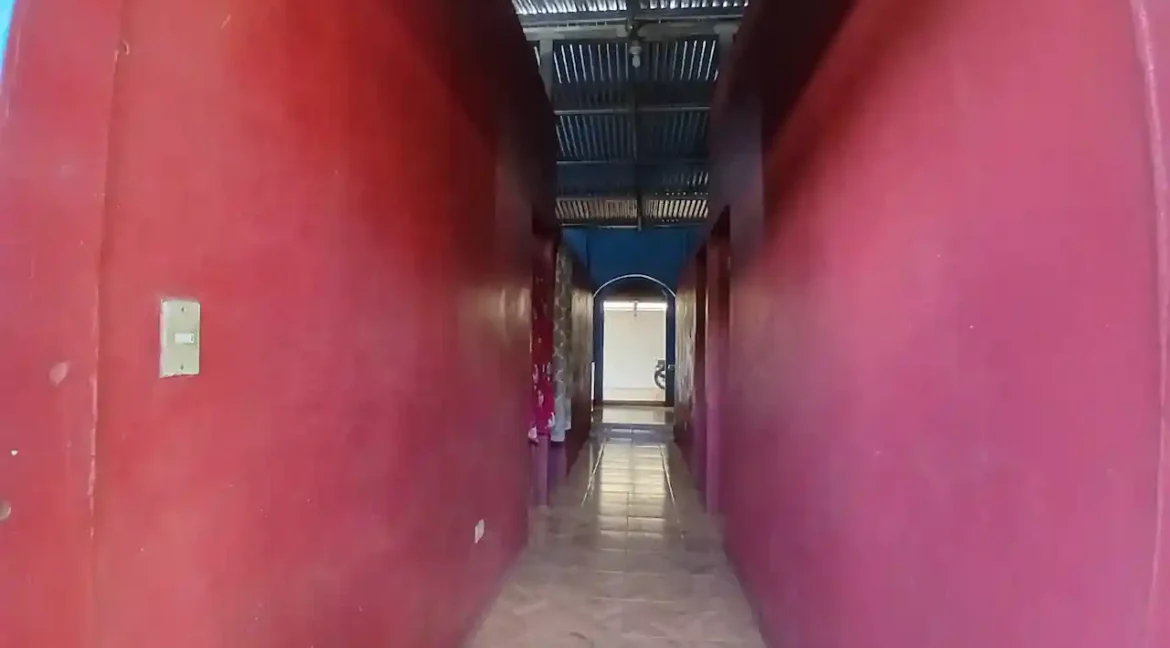 4-bedroom-home-apartment-for-sale-real-estate-nicaragua (1)