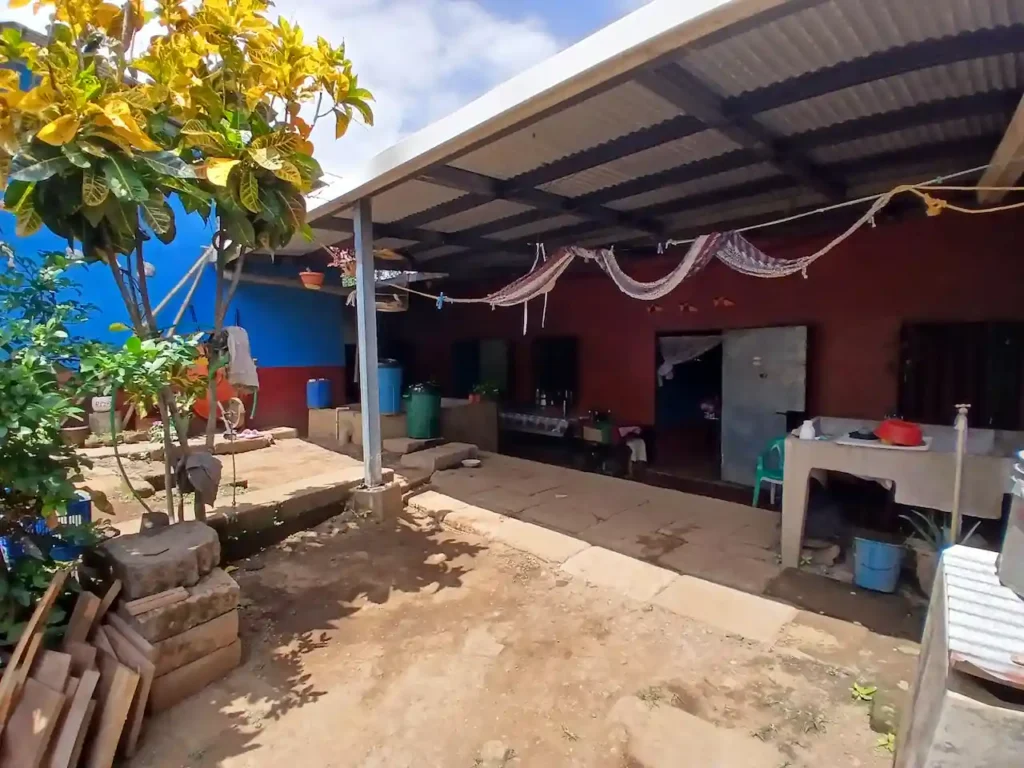 4 Bedroom Home + Apartment
