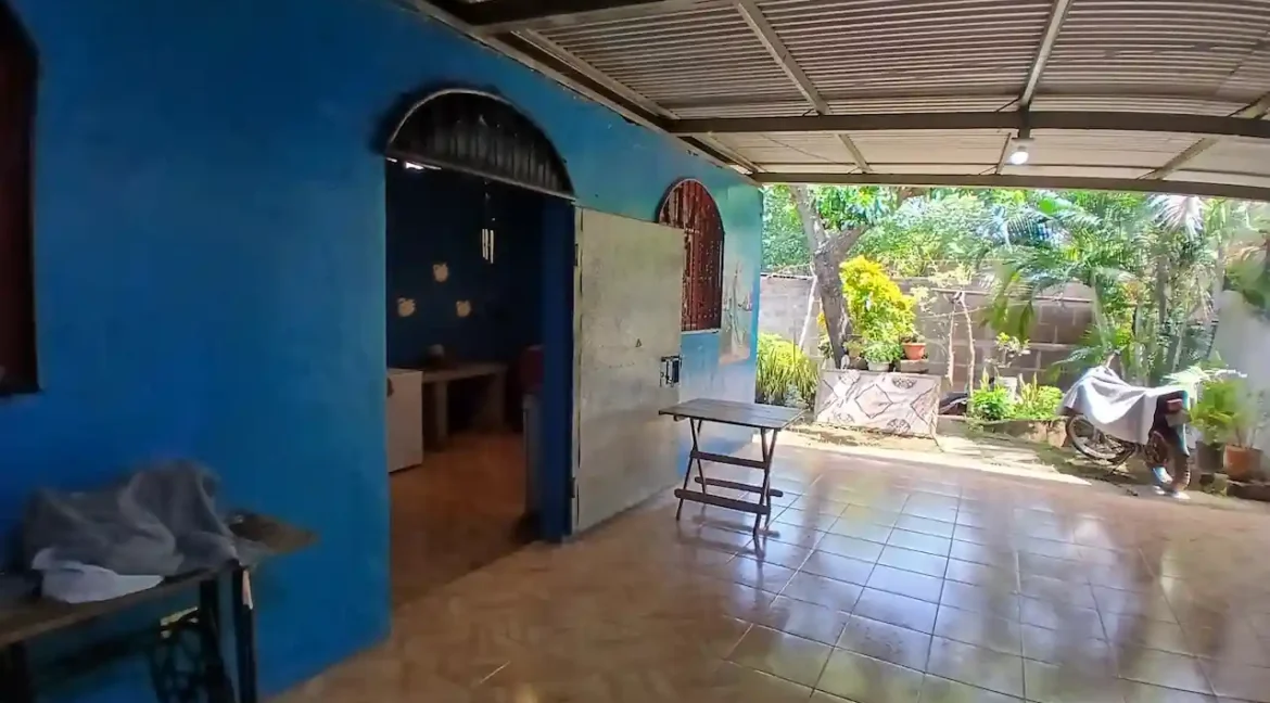 4-bedroom-home-apartment-for-sale-real-estate-nicaragua (13)