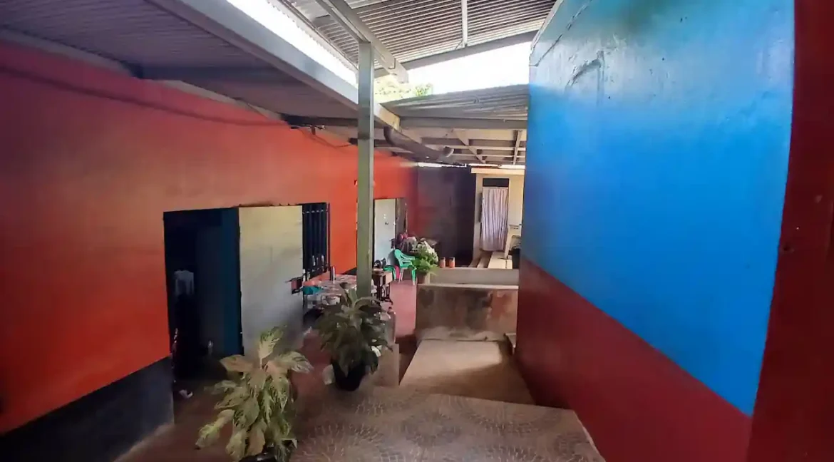 4-bedroom-home-apartment-for-sale-real-estate-nicaragua (22)