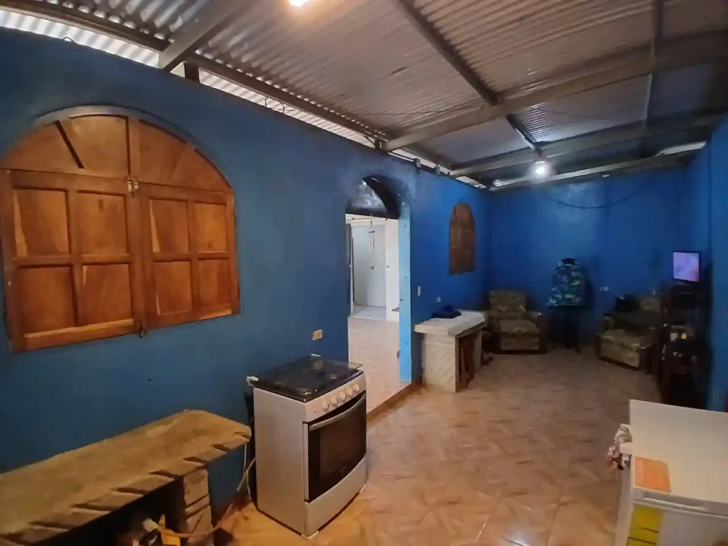 4 Bedroom Home + Apartment