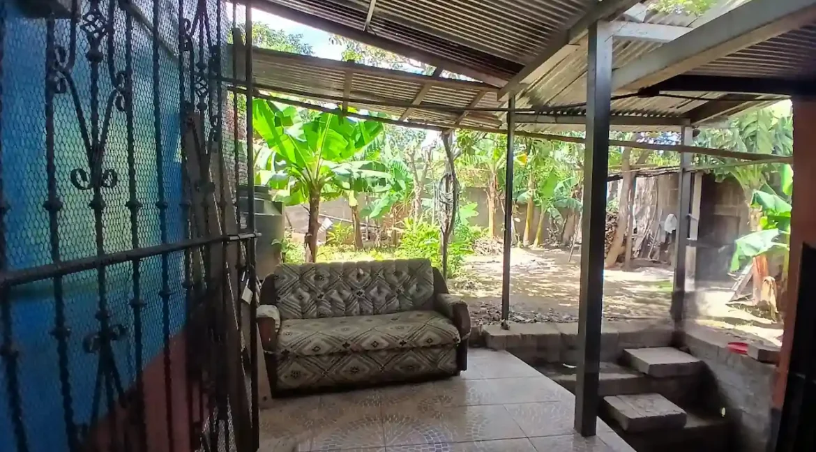 4-bedroom-home-apartment-for-sale-real-estate-nicaragua (5)