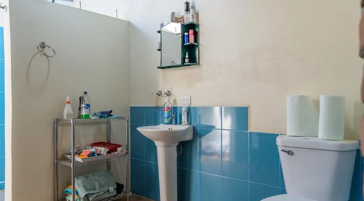 2-homes-for-sale-catarina (1)