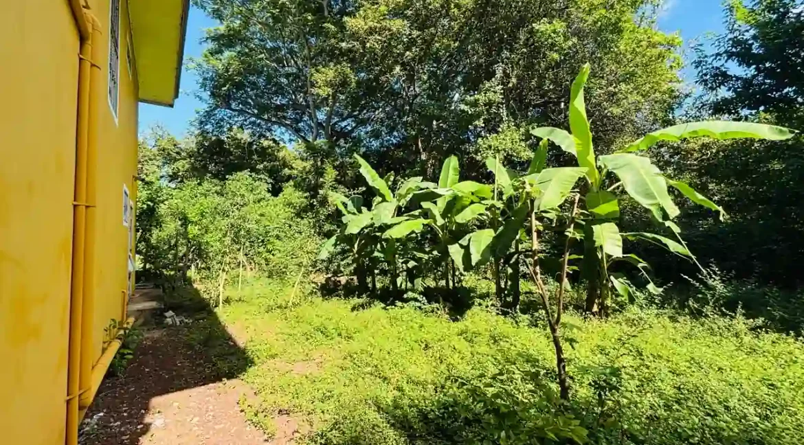 3-Bed-Country-House-for-sale-granada-real-estate-by-nicaragua-real-estate-team (2)