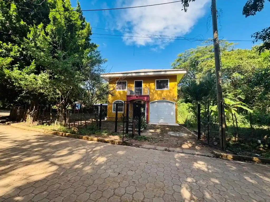 3-Bed Country House for Sale on the Outskirts of Granada