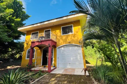 3-Bed Country House