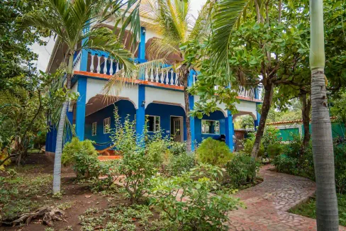 TURNKEY Beachfront Home on Masachapa Beach