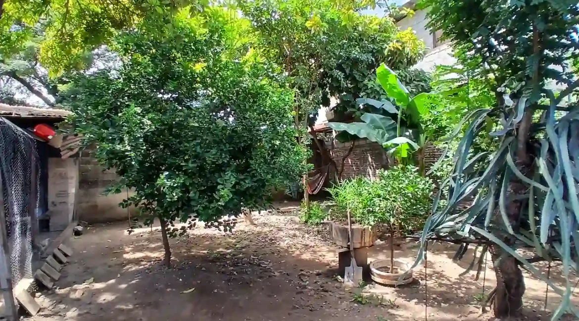 large-home-for-sale-granada-nicaragua (2)