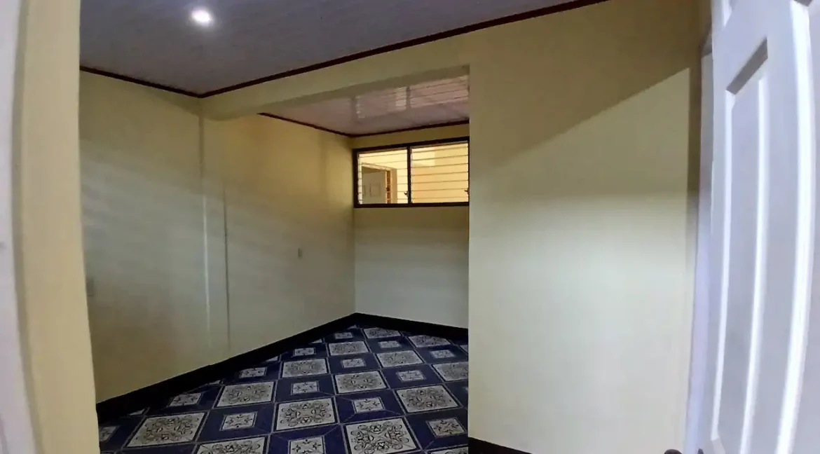 large-home-for-sale-granada-nicaragua (21)