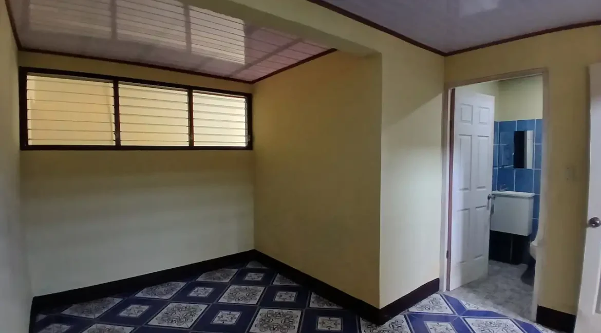 large-home-for-sale-granada-nicaragua (23)
