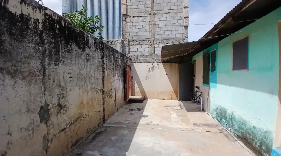 large-home-for-sale-granada-nicaragua (6)