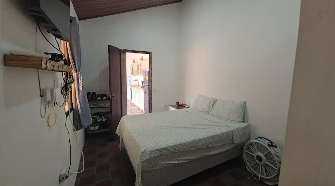 renovated-colonial-home-granada-nicaragua-for-sale-real-estate (10)