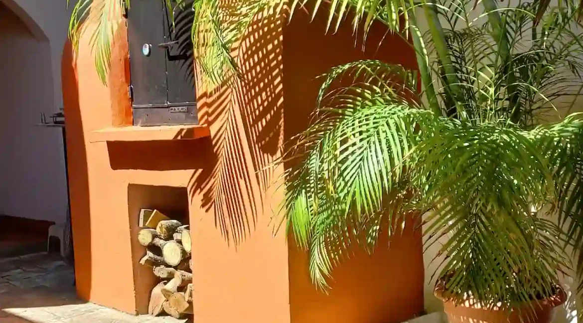 stunning-colonial-home-for-sale-granada-nicaragua (1)