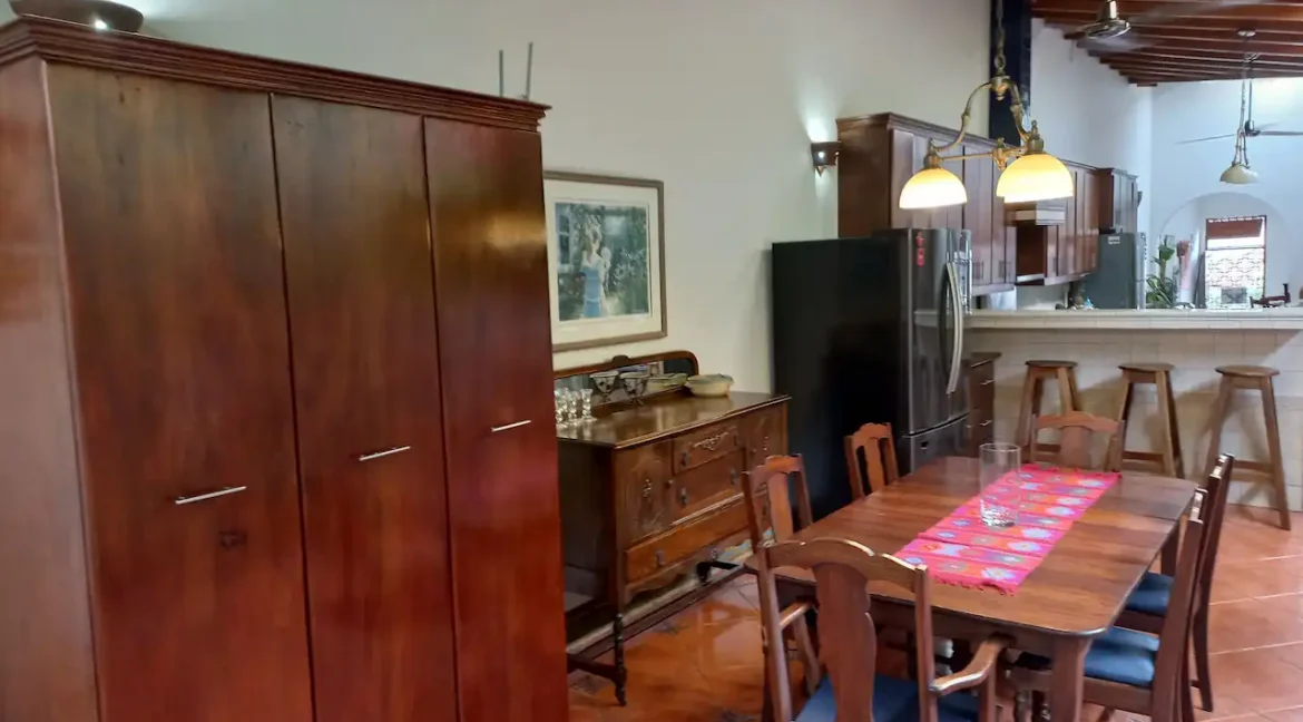 stunning-colonial-home-for-sale-granada-nicaragua (18)